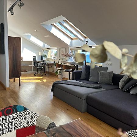 Bustos Home Apartamento Хіхон Екстер'єр фото