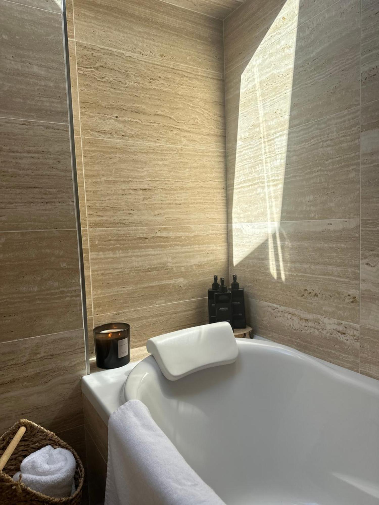 Bustos Home Apartamento Хіхон Екстер'єр фото